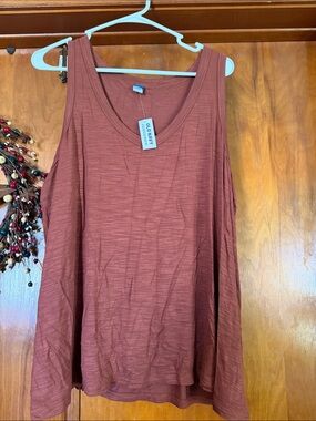 Old Navy Women's Rusty Brown Scoop Neck Tank